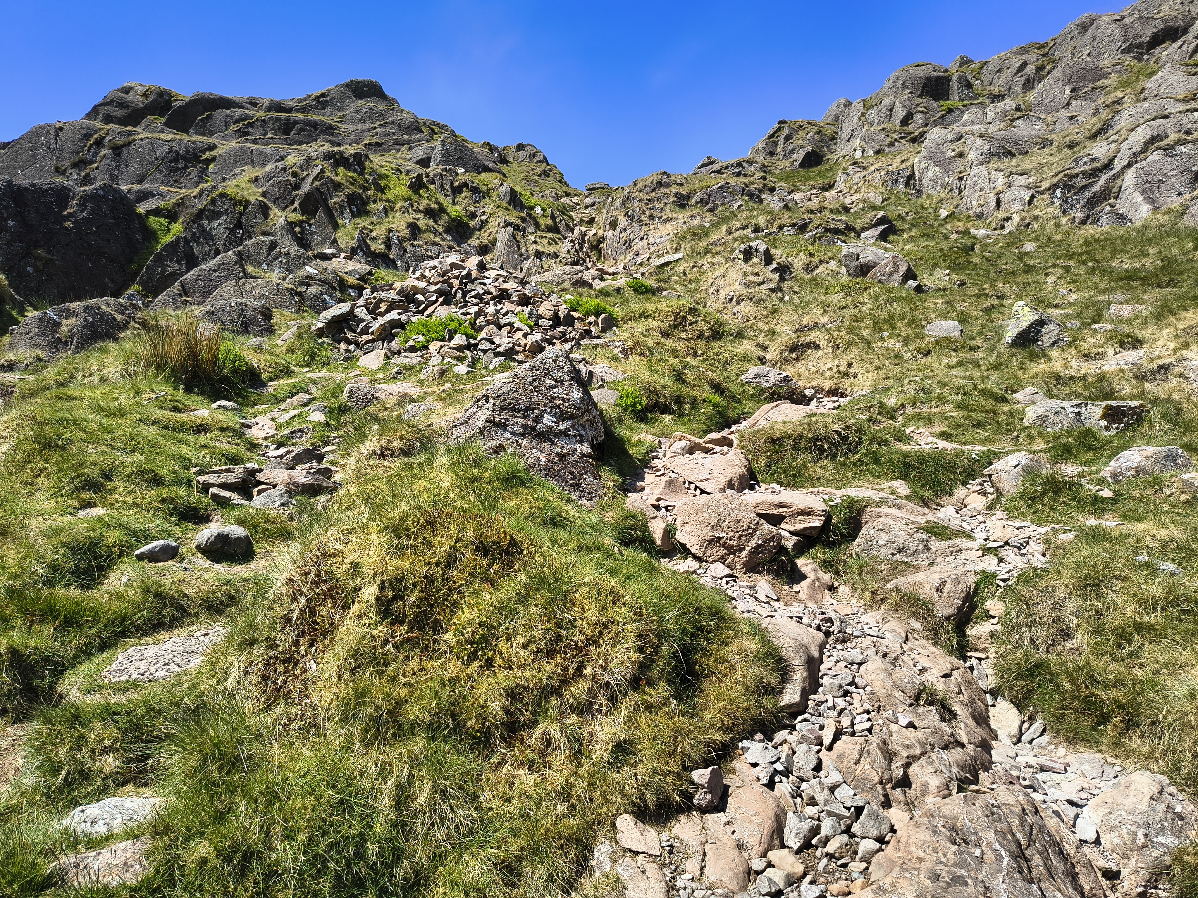 Langdale Pikes - Image 12, May 21, 2025